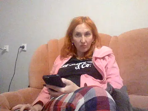 MssAngela online show from 11-13-25, 05:12