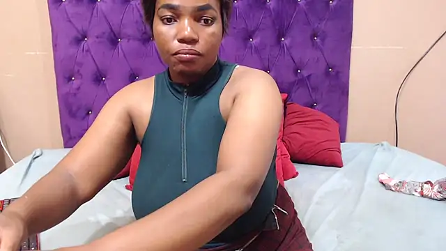 Snapshot of EBONYBUSTYY chatting on 02-06-25, 02:15 EBONYBUSTYY online show from 02-06-25, 02:15