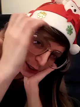 LouGabriel online show from 12-22-24, 06:37