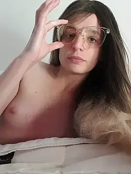 LouGabriel online show from 12-14-25, 03:39