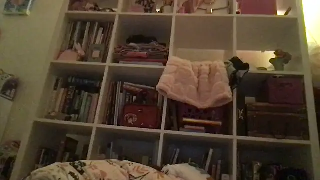 HYPHYtype online show from 01-25-25, 05:51