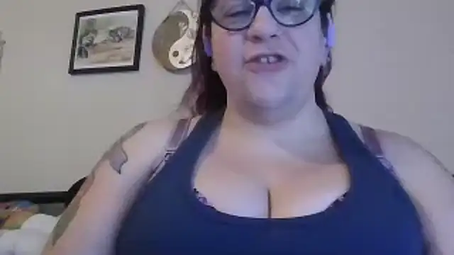 GothyBaby online show from 01-21-25, 05:20