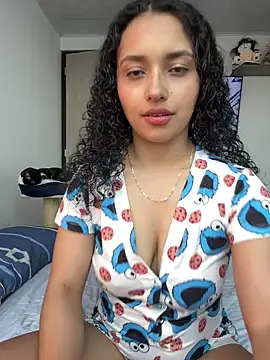 Lucy Marin online show from 01-25-25, 02:03