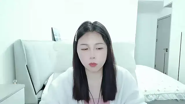 Sunset glow online show from 10-19-25, 02:50