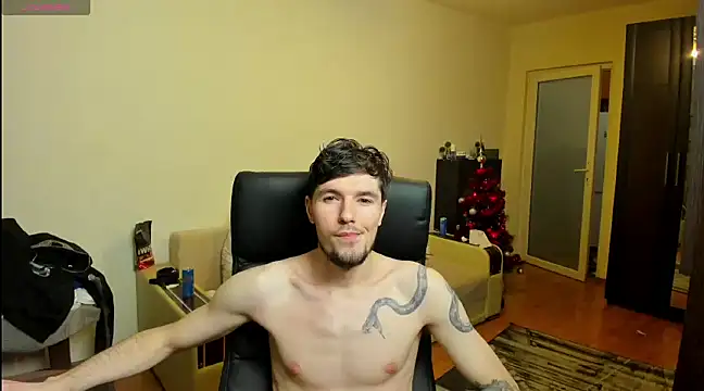 Snapshot of awesomejustin chatting on 12-16-24, 12:48 awesomejustin online show from 12-16-24, 12:48