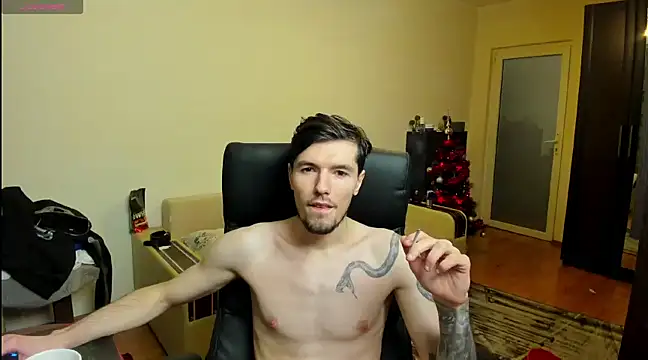 Snapshot of awesomejustin chatting on 12-19-24, 02:34 awesomejustin online show from 12-19-24, 02:34