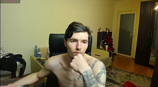 Snapshot of awesomejustin chatting on 01-04-25, 05:16 awesomejustin online show from 01-04-25, 05:16