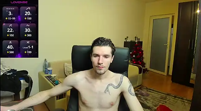 Snapshot of awesomejustin chatting on 01-05-25, 11:12 awesomejustin online show from 01-05-25, 11:12