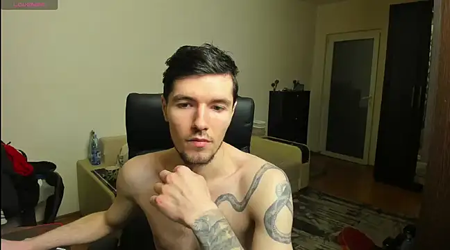 Snapshot of awesomejustin chatting on 01-21-25, 02:00 awesomejustin online show from 01-21-25, 02:00