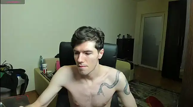 Snapshot of awesomejustin chatting on 01-28-25, 06:38 awesomejustin online show from 01-28-25, 06:38