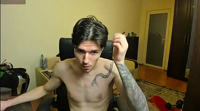 Snapshot of awesomejustin chatting on 01-30-25, 07:48 awesomejustin online show from 01-30-25, 07:48