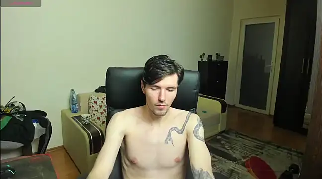 Snapshot of awesomejustin chatting on 02-02-25, 02:13 awesomejustin online show from 02-02-25, 02:13