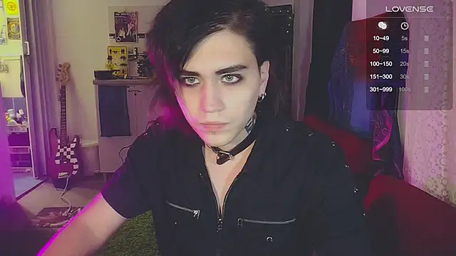 Snapshot of sademobeer chatting on 12-19-25, 07:10 sademobeer online show from 12-19-25, 07:10