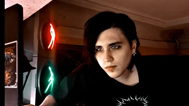 Snapshot of sademobeer chatting on 02-03-26, 02:53 sademobeer online show from 02-03-26, 02:53