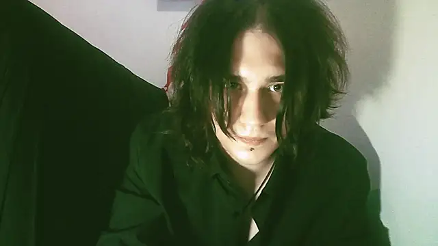 Snapshot of sademobeer chatting on 07-07-26, 02:32 sademobeer online show from 07-07-26, 02:32