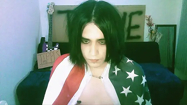Snapshot of sademobeer chatting on 07-27-26, 12:06 sademobeer online show from 07-27-26, 12:06