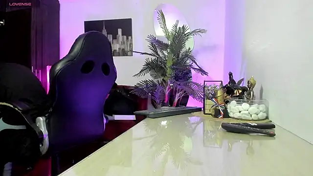 Amaia Bushida online show from 09-13-25, 02:33