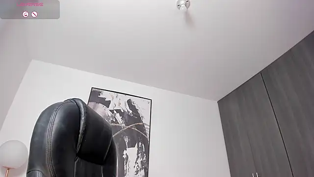 Snapshot of StacyConner chatting on 02-25-25, 09:13 StacyConner online show from 02-25-25, 09:13