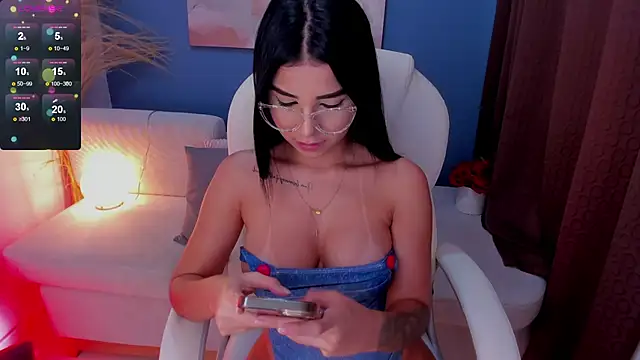 VictoriaLeia online show from 03-17-25, 10:17