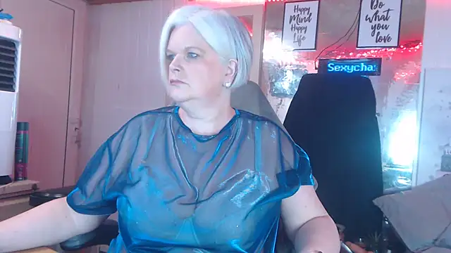 Snapshot of sexychazza16 chatting on 02-10-26, 08:13 sexychazza16 online show from 02-10-26, 08:13