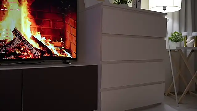 CatchMe1 online show from 01-28-25, 06:39