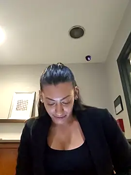 Nikkierosee online show from 03-15-25, 10:33