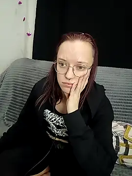 Snapshot of Aelita_bb chatting on 03-09-25, 11:56 Aelita bb online show from 03-09-25, 11:56