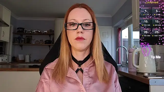 stripmequick online show from 09-18-25, 09:22