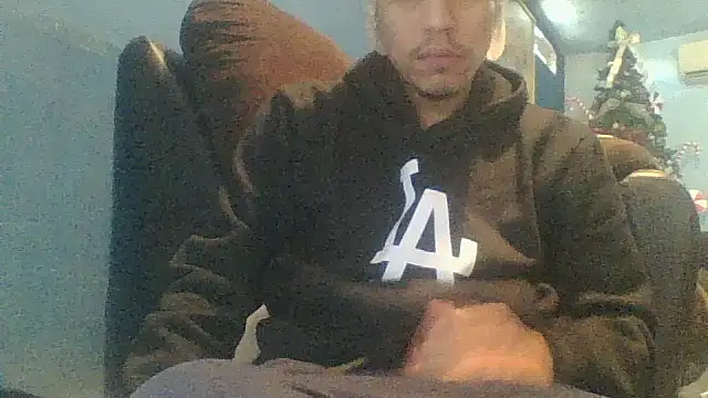 AlexAlejandro13 online show from 12-18-25, 04:02