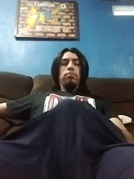 AlexAlejandro13 online show from 05-04-26, 12:28