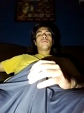 AlexAlejandro13 online show from 05-12-26, 08:00