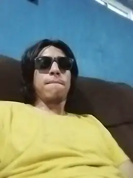 AlexAlejandro13 online show from 05-25-26, 12:27