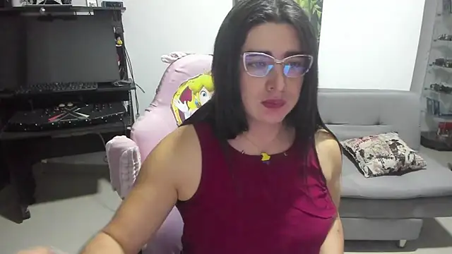 Snapshot of Khalifa_Gold chatting on 02-05-26, 03:44 Khalifa Gold online show from 02-05-26, 03:44