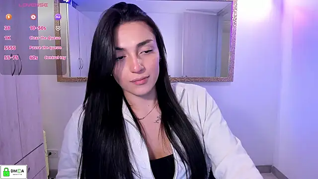 EricaVanderhill online show from 04-07-26, 01:06