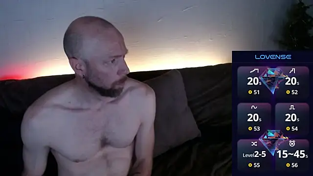 MaxRouger online show from 11-14-25, 10:58