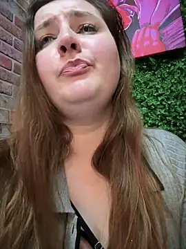 CandyShoopp online show from 02-10-25, 05:19