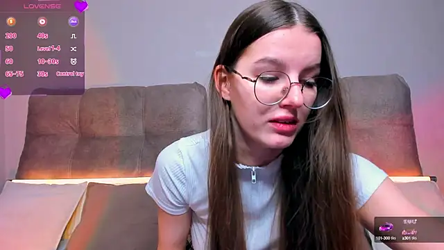Snapshot of AriellaTesk chatting on 01-09-25, 08:55 AriellaTesk online show from 01-09-25, 08:55