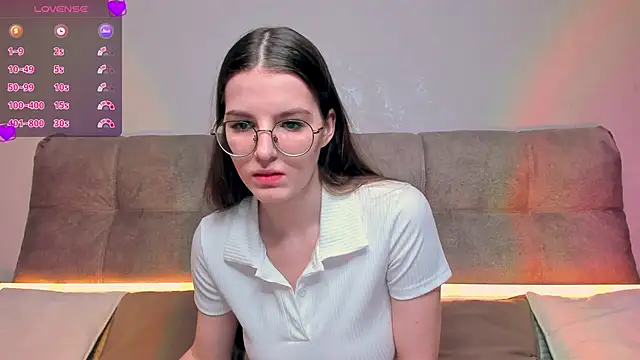 Snapshot of AriellaTesk chatting on 03-05-25, 01:21 AriellaTesk online show from 03-05-25, 01:21
