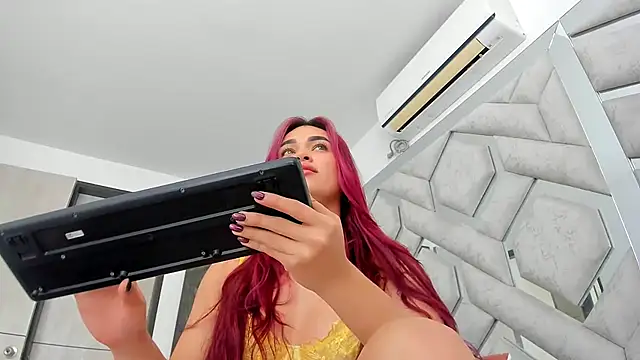 alexandra fire69x online show from 05-22-26, 02:44