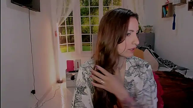 vanessabrown  online show from 05-08-26, 02:11