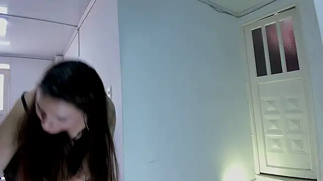 vanessabrown  online show from 07-16-26, 07:42