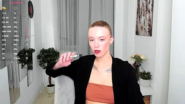 Salme Sweet online show from 10-05-25, 10:29