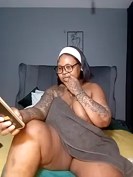 PearlSexxy69 online show from 06-14-26, 05:15