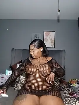 PearlSexxy69 online show from 07-18-26, 04:16