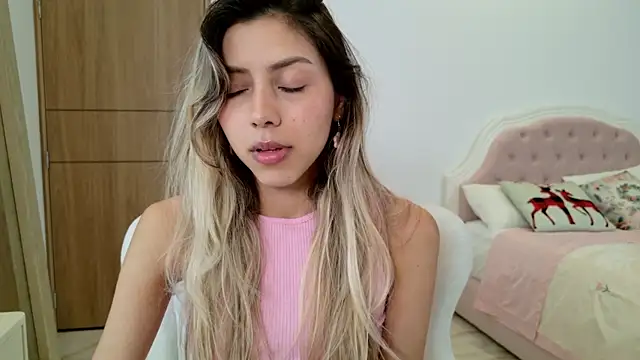 Sensualtease online show from 01-04-25, 01:42