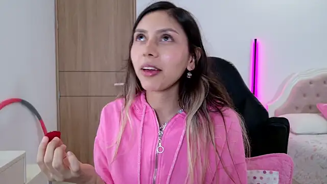 Sensualtease online show from 09-08-25, 08:52