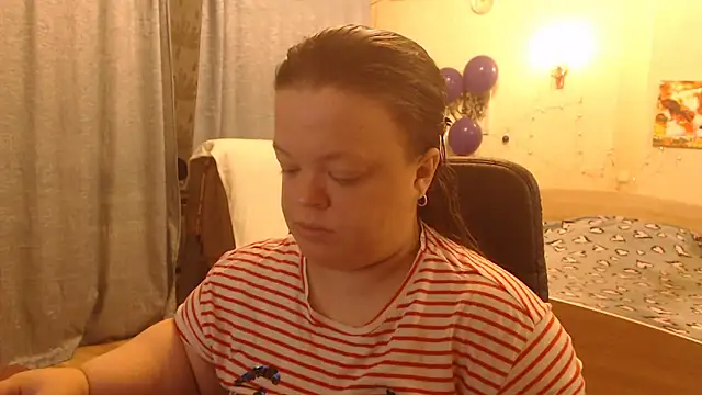 Janiffer MiMi online show from 12-28-24, 05:46