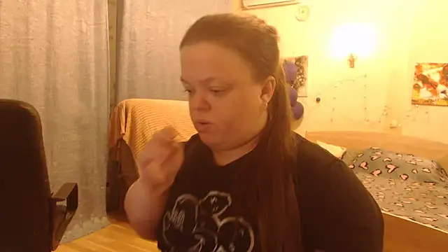 Janiffer MiMi online show from 01-12-25, 04:21