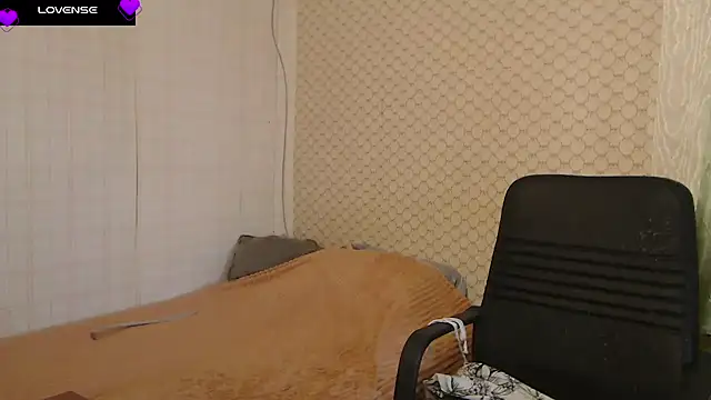 Janiffer MiMi online show from 03-27-26, 02:17