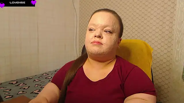 Janiffer MiMi online show from 04-11-26, 03:05